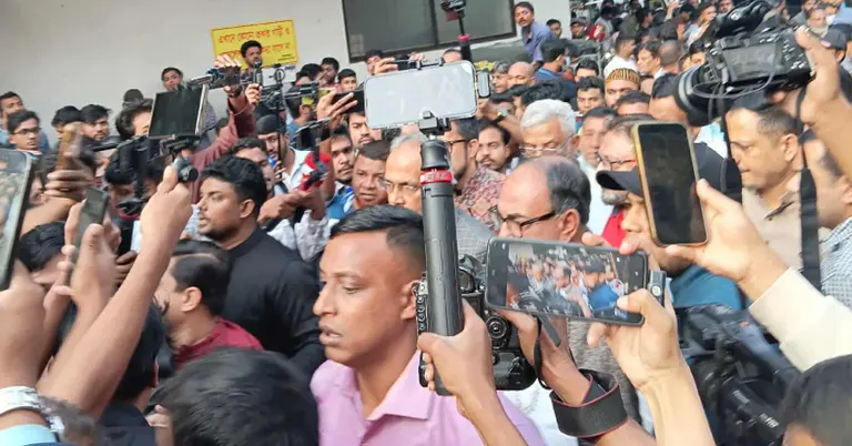 ঢামেকে মির্জা আব্বাস